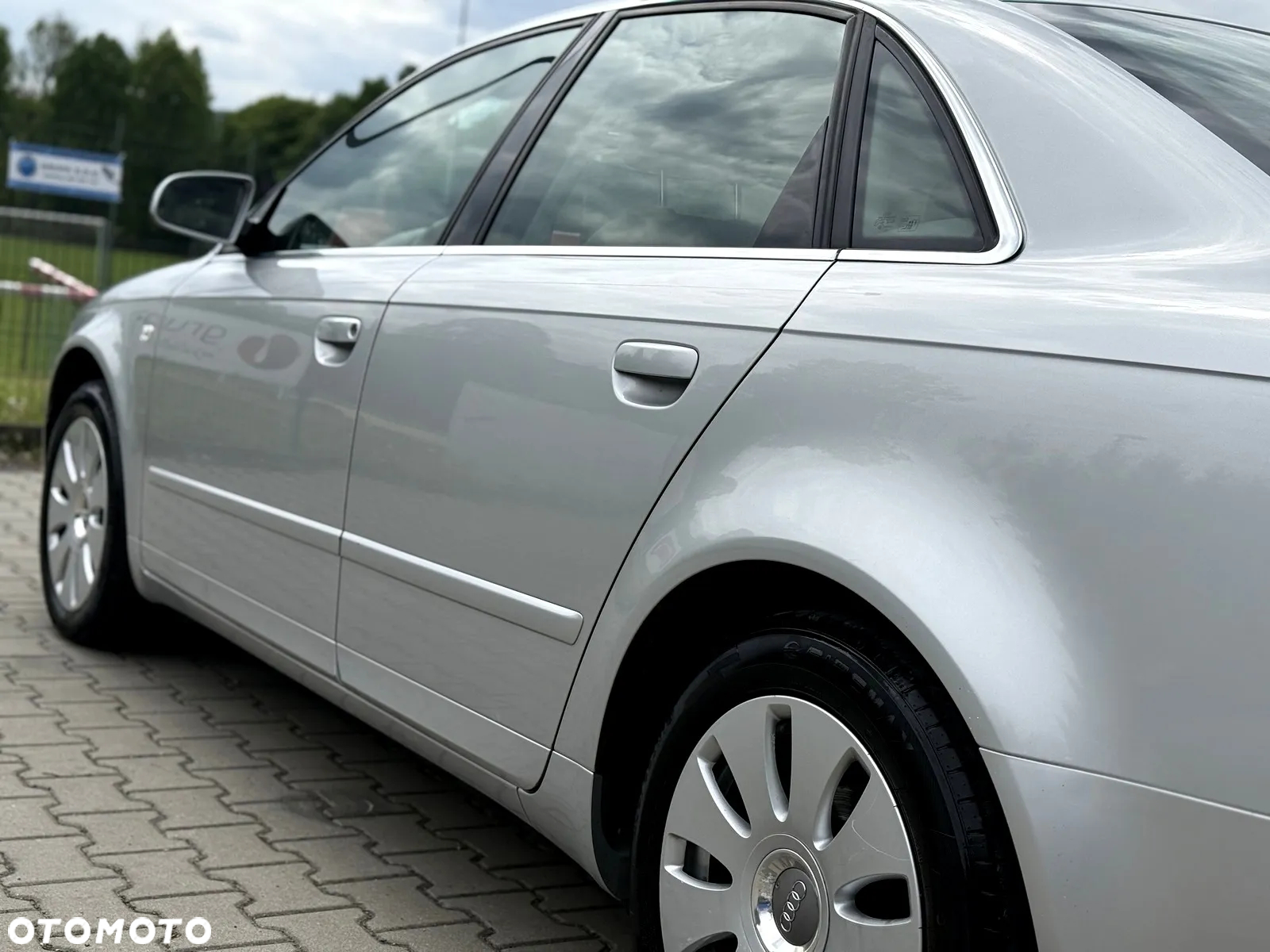 Audi A4 1.8 T - 10
