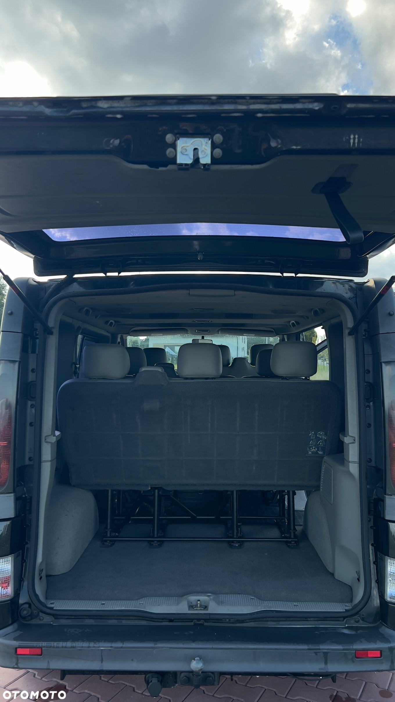 Renault Trafic dCi Passenger - 14