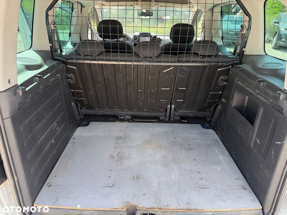 Peugeot Partner BlueHDi 120 Stop&Start Allure - 25