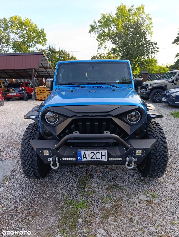Jeep Wrangler - 2