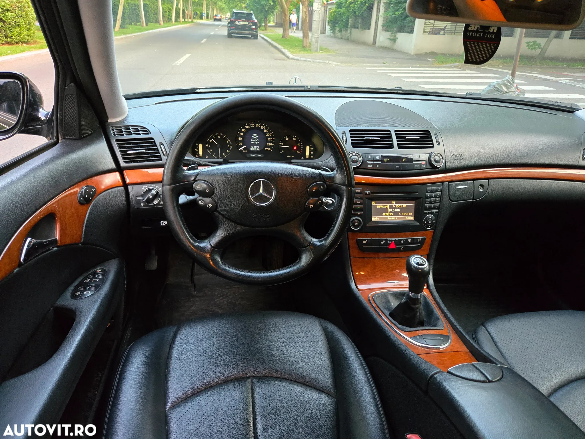 Mercedes-Benz E 220 CDI Elegance DPF - 2