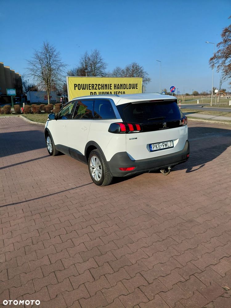 Peugeot 5008 PureTech 130 EAT6 Allure - 4