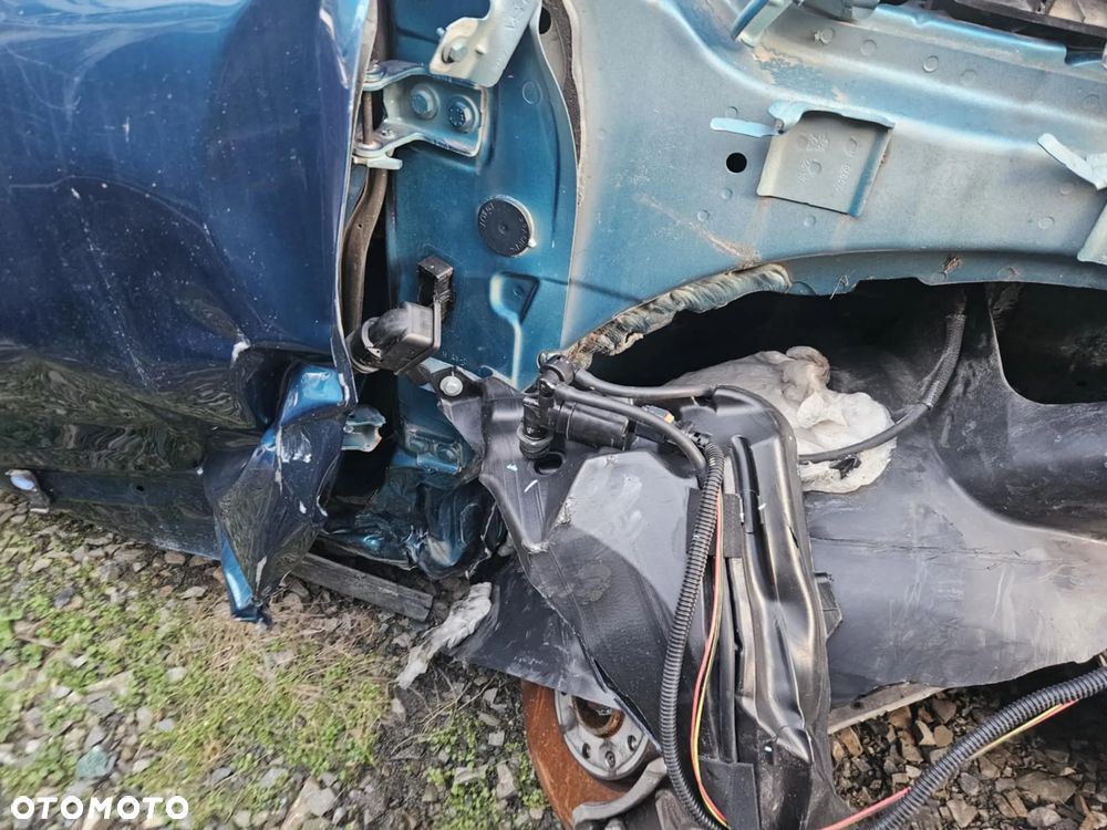 Peugeot 408 1.2 PureTech Allure Pack S&S EAT8 - 16