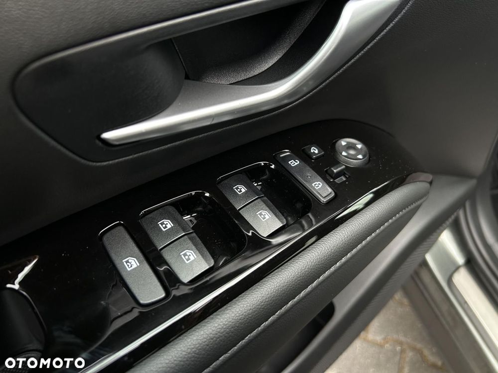 Hyundai Tucson 1.6 T-GDi HEV Executive 4WD - 11