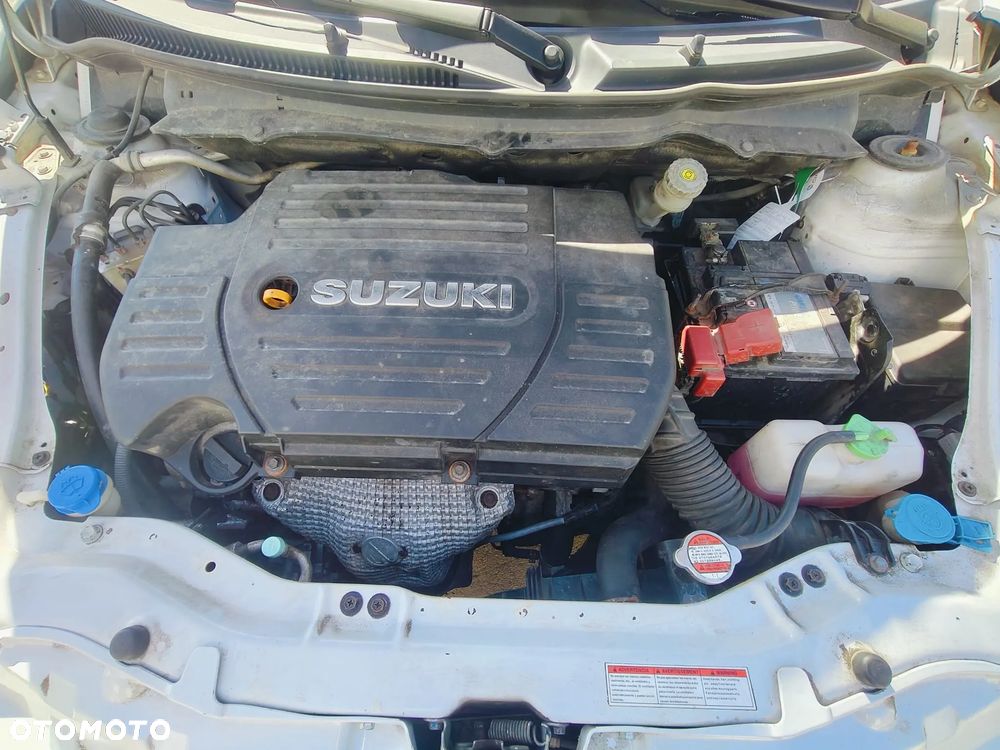Suzuki Swift - 28