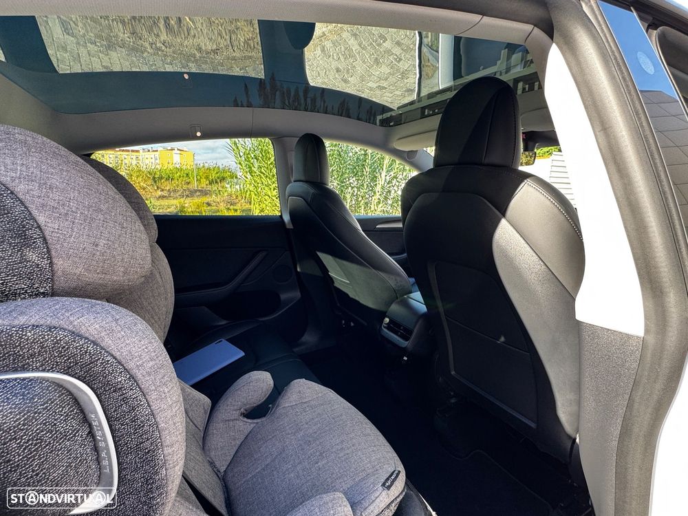 Tesla Model Y Long Range Tração Integral - 11