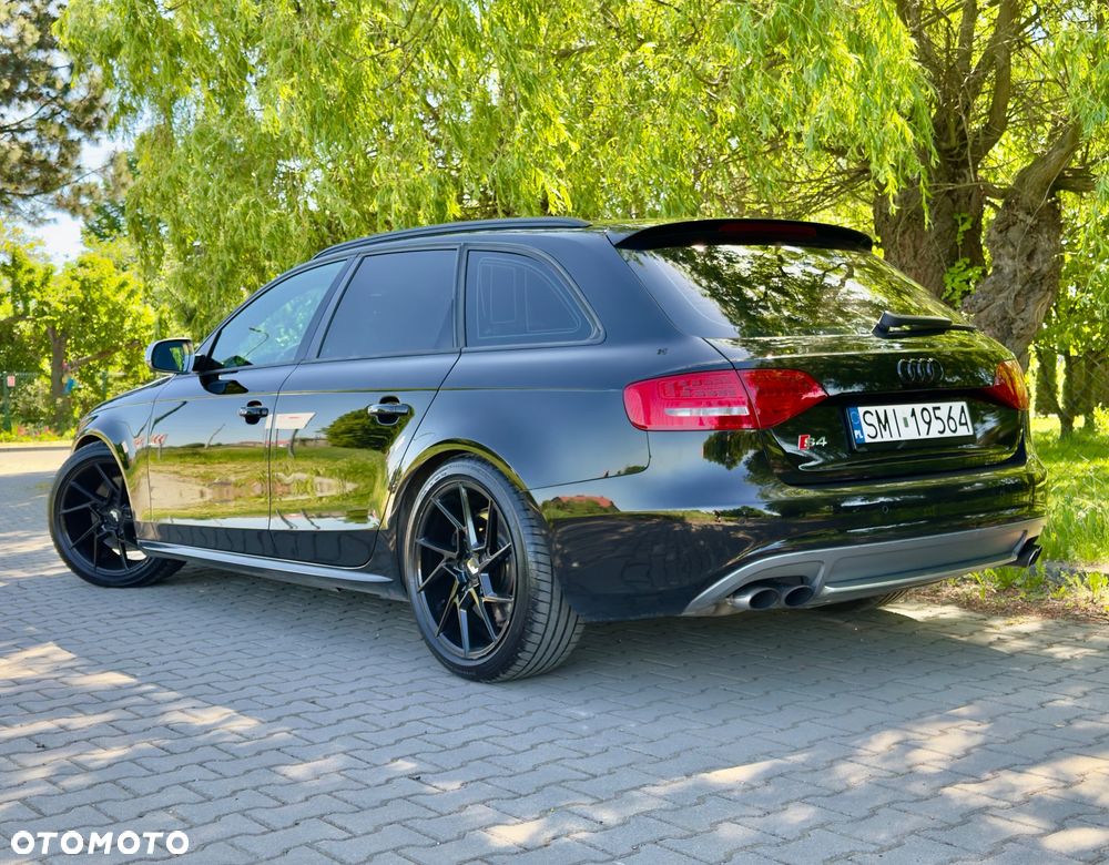 Audi S4 Avant S tronic - 4