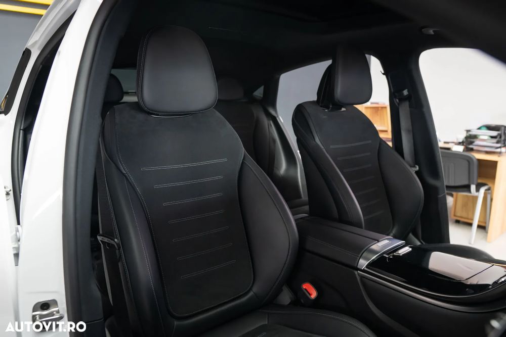 Mercedes-Benz GLC Coupe 200 4Matic 9G-TRONIC AMG Line Advanced - 17