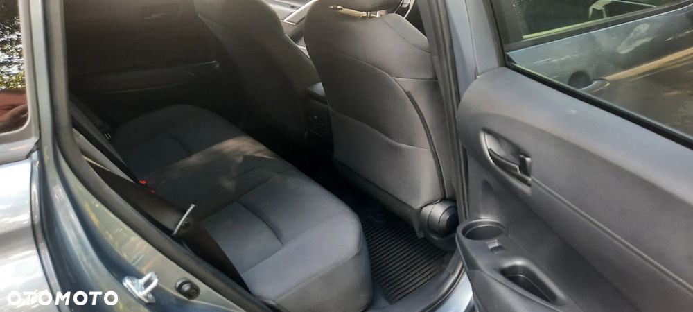 Toyota Corolla Cross - 16