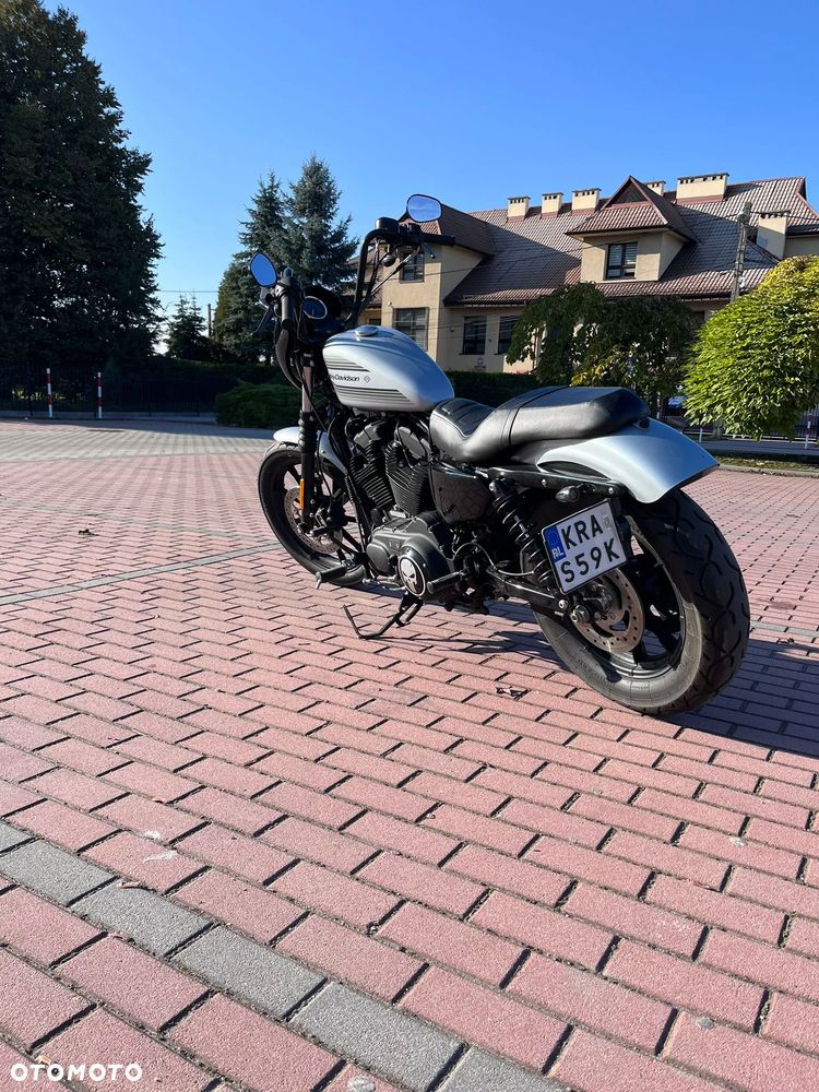 Harley-Davidson Sportster Iron 1200 - 4