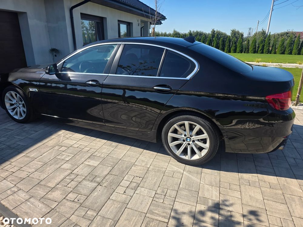 BMW Seria 5 525d - 7