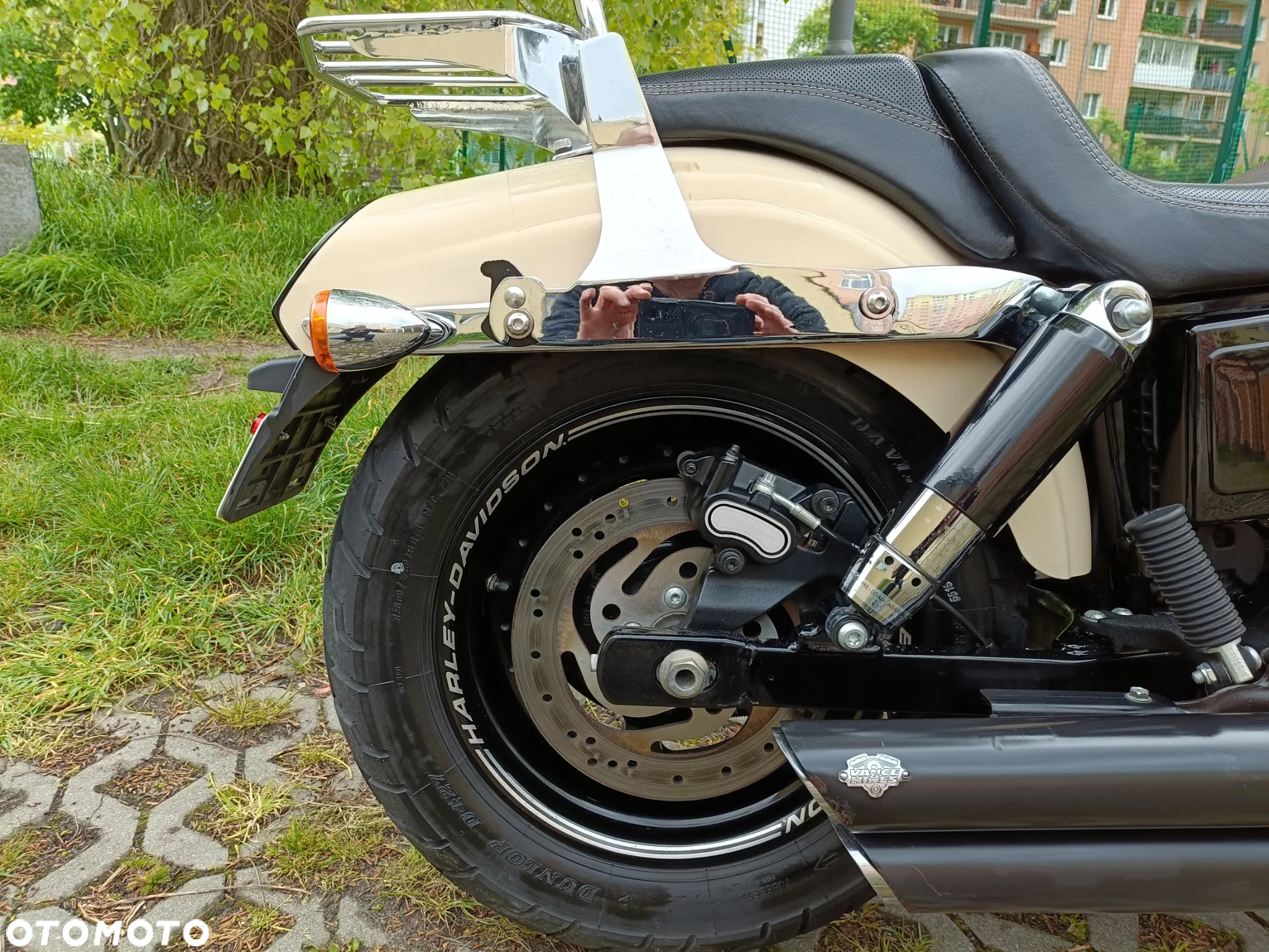 Harley-Davidson Dyna Fat Bob - 9