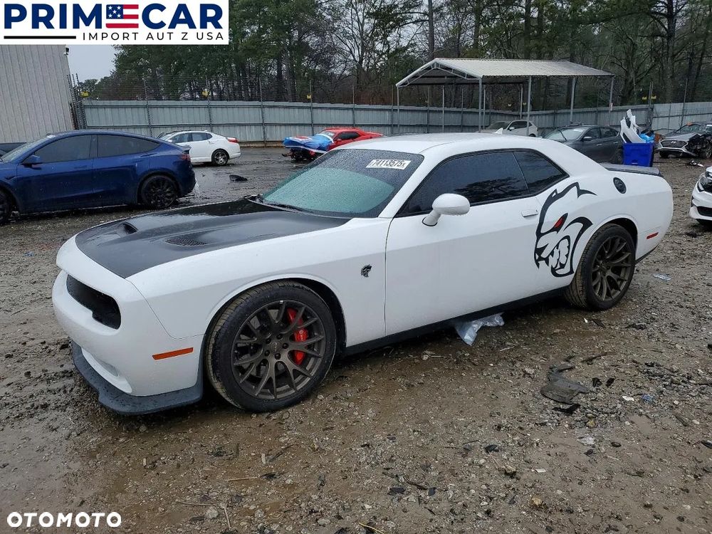 Dodge Challenger - 2