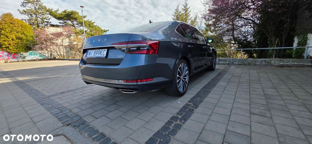 Skoda Superb 2.0 TSI 4x4 L&K DSG - 10