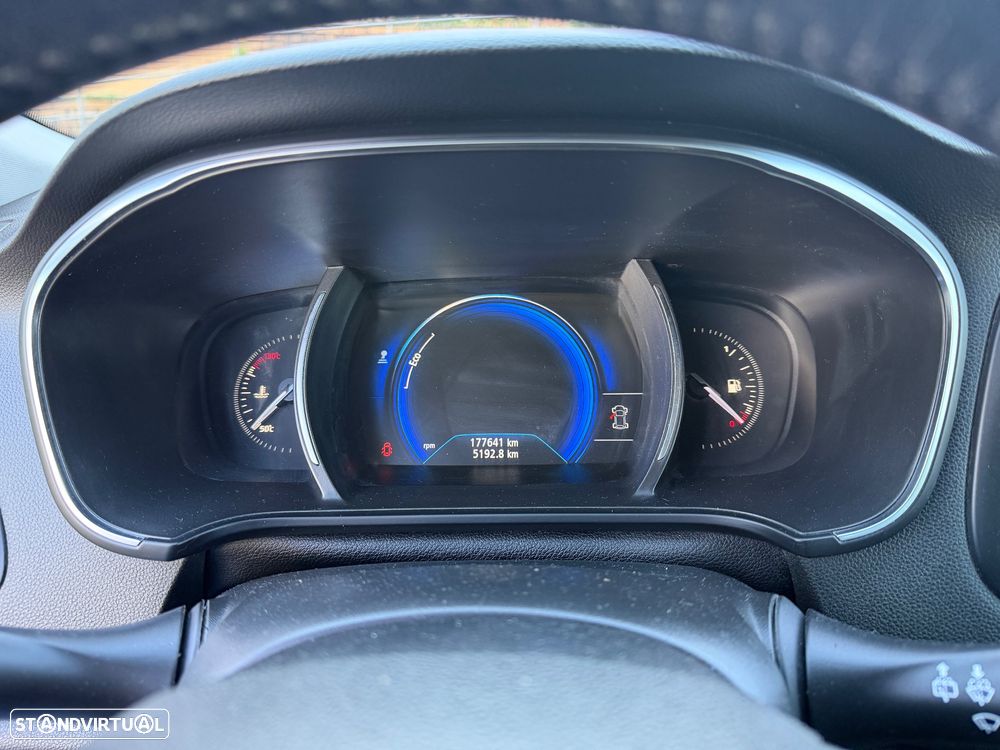 Renault Mégane Sport Tourer 1.5 Blue dCi Zen - 12