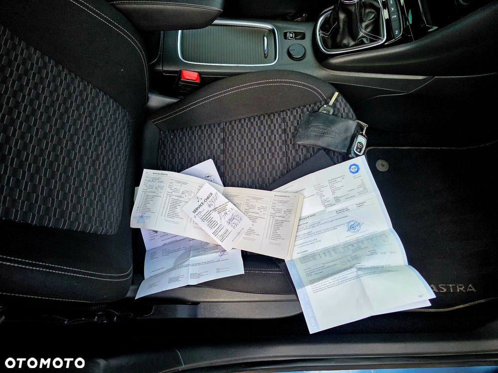 Opel Astra 1.4 T Elite S&S - 19