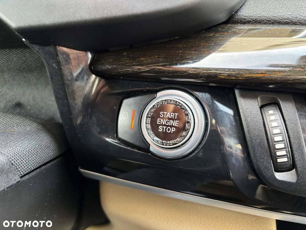 BMW X5 xDrive40d - 35