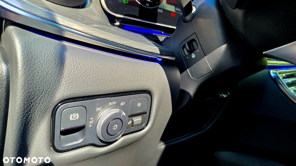 Mercedes-Benz Klasa V 300 d 4-Matic 9G-Tronic Exclusive (d³ugi) - 33