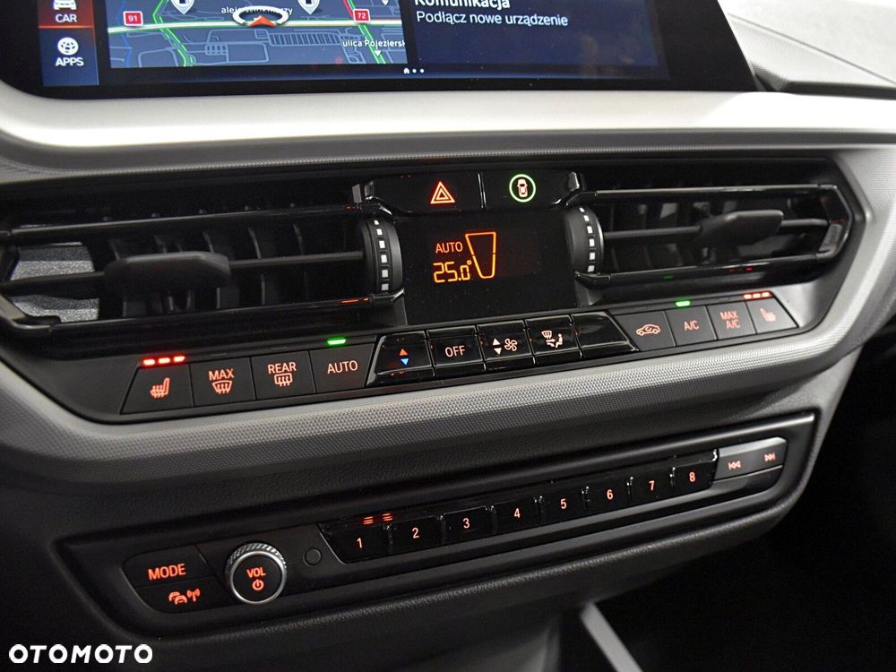 BMW Seria 1 - 18