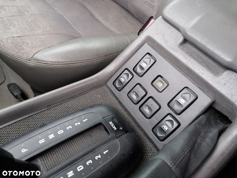 Land Rover Discovery - 7