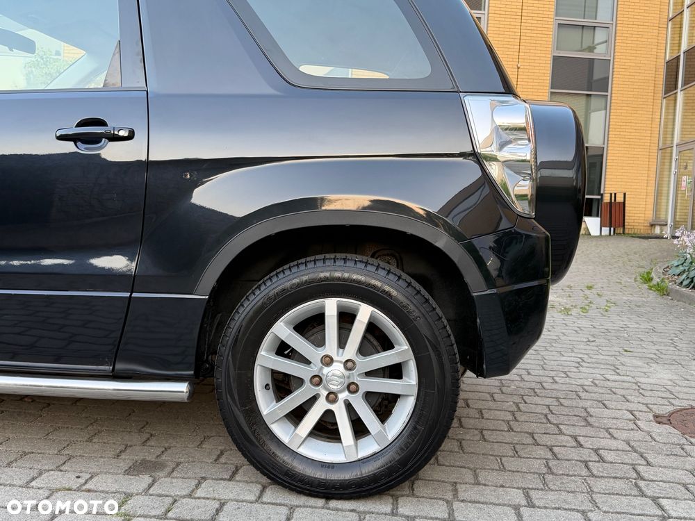 Suzuki Grand Vitara 1.9 DDiS Comfort - 24