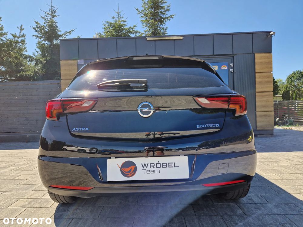 Opel Astra 1.6 CDTI Essentia S&S - 8