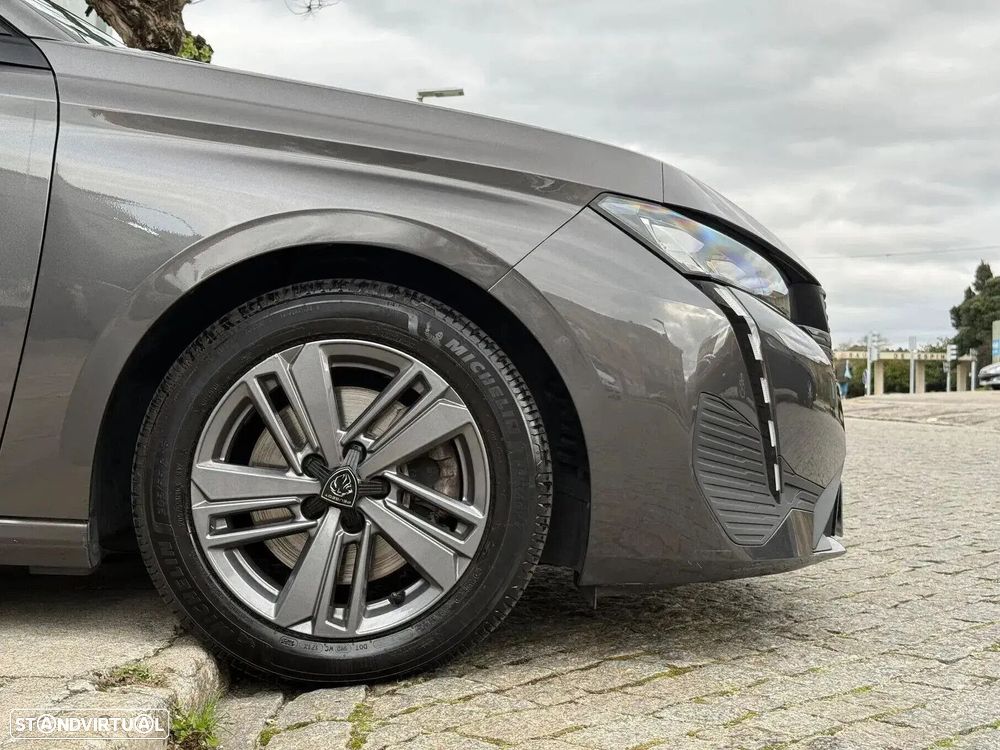 Peugeot 308 SW - 11