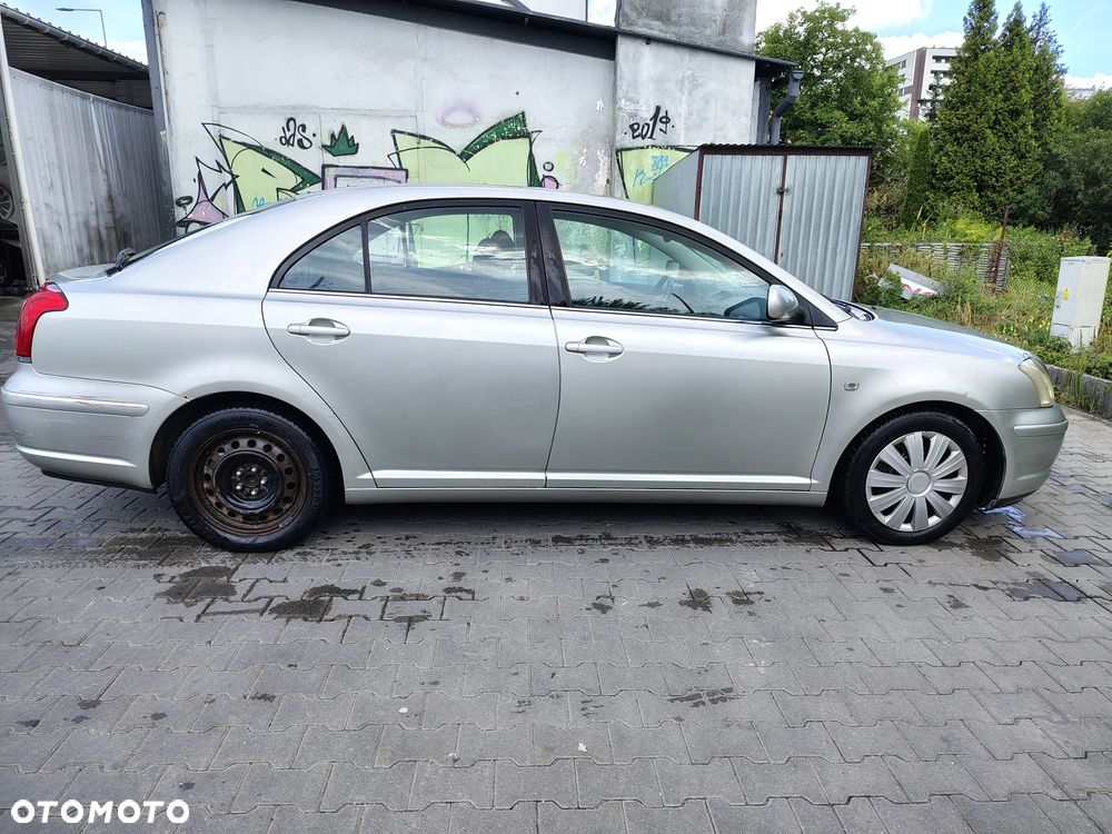 Toyota Avensis 2.0 VVT-i Team - 4