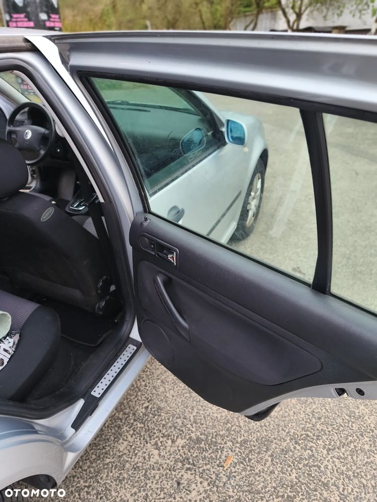 Volkswagen Golf - 11