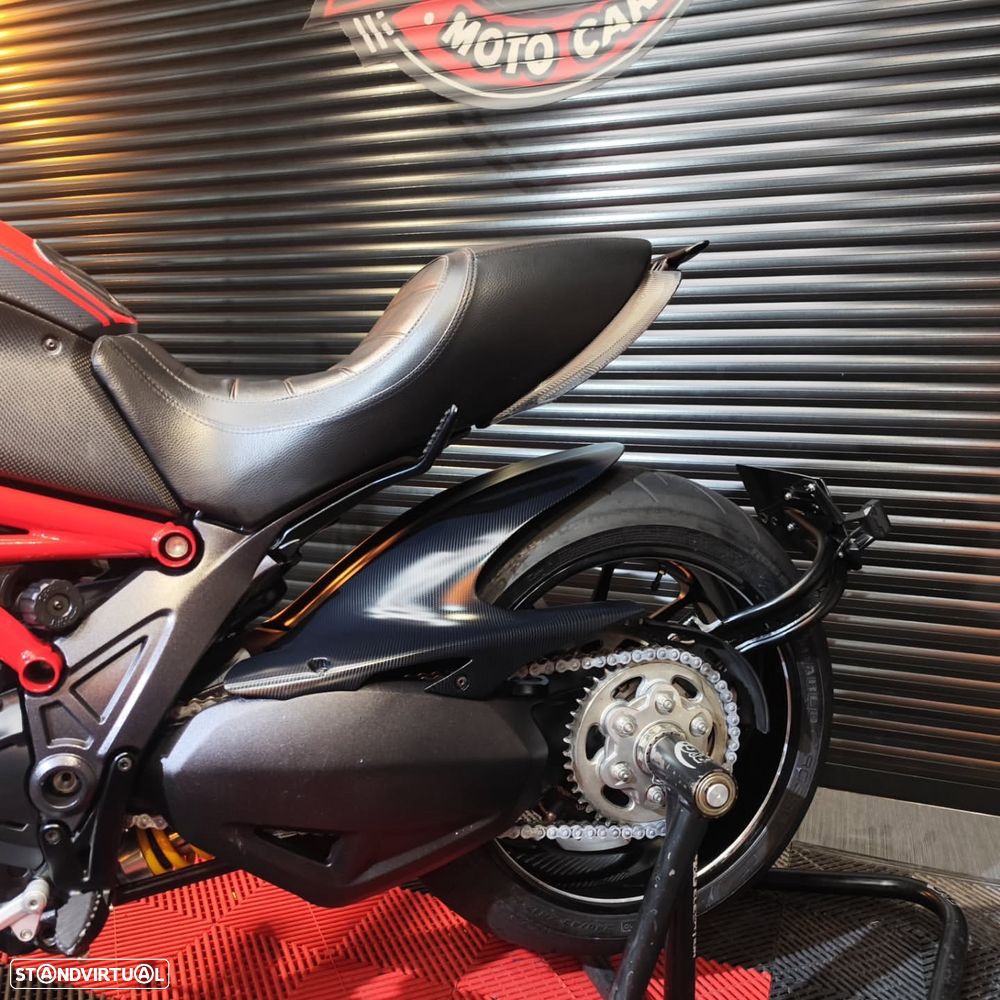 Ducati Diavel Red Carbon - 10