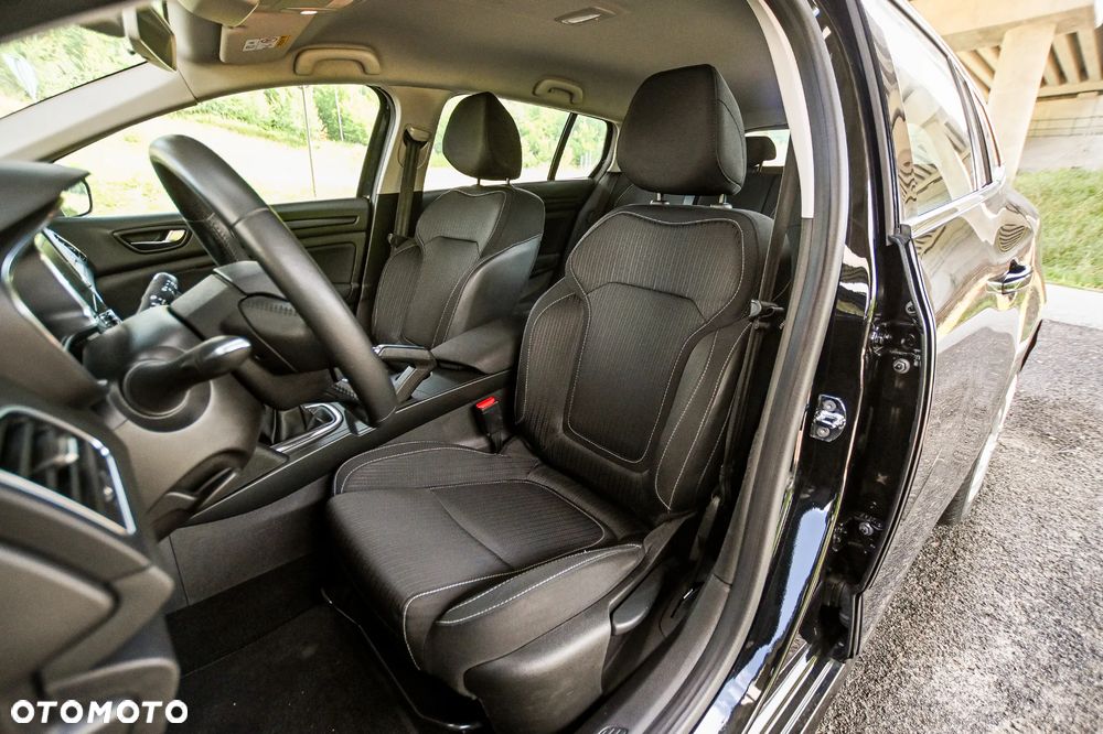 Renault Megane TCe 115 GPF LIMITED - 26