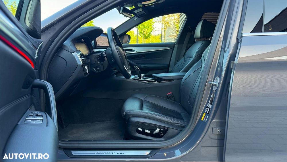 BMW Seria 5 530e xDrive Aut. Luxury Line - 19