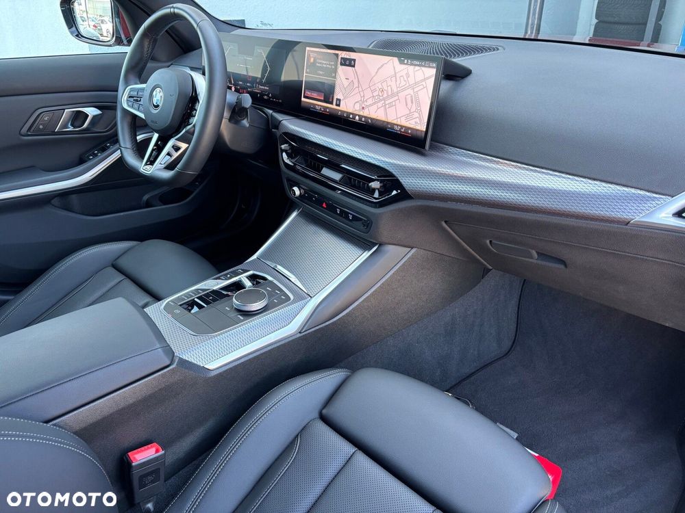 BMW Seria 3 318i M Sport - 29