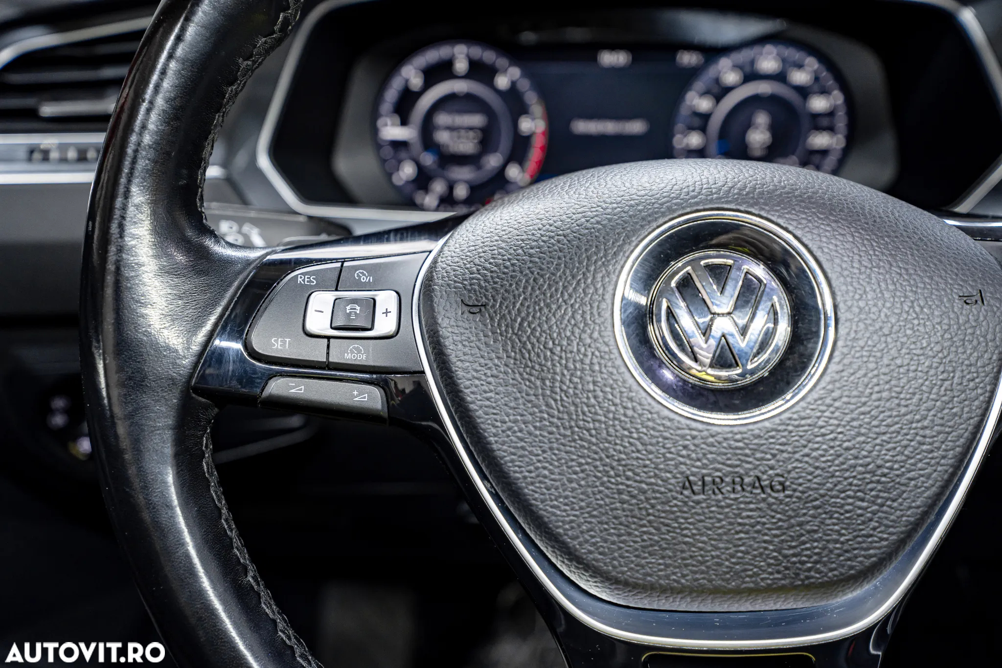 Volkswagen Tiguan 2.0 TDI DSG 4Mot Highline - 14