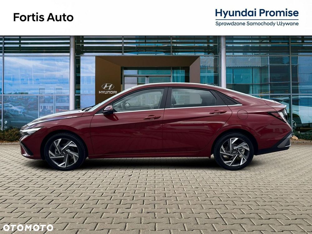 Hyundai Elantra 1.6 Executive CVT - 2