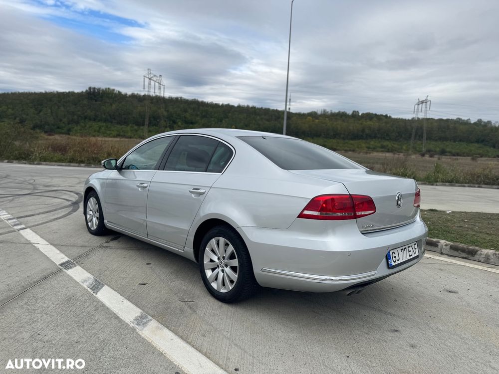 Volkswagen Passat Variant 2.0 Blue TDI SCR Comfortline - 2