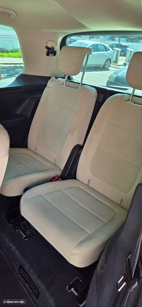 SEAT Alhambra 2.0 TDI Reference DSG Eco. - 22