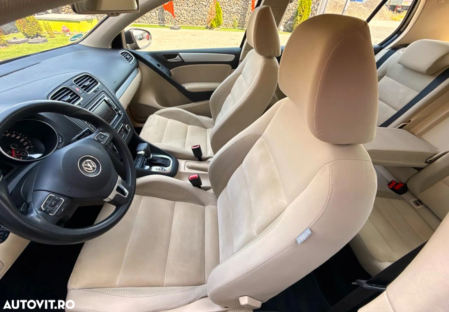 Volkswagen Golf 1.4 TSI DSG Style - 22