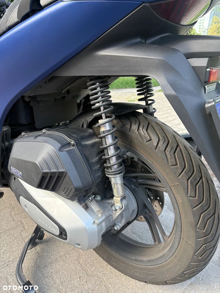 Honda SH - 17