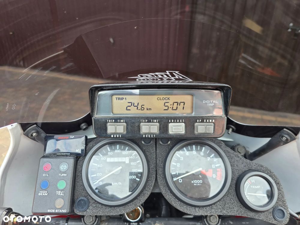 Honda XRV - 19