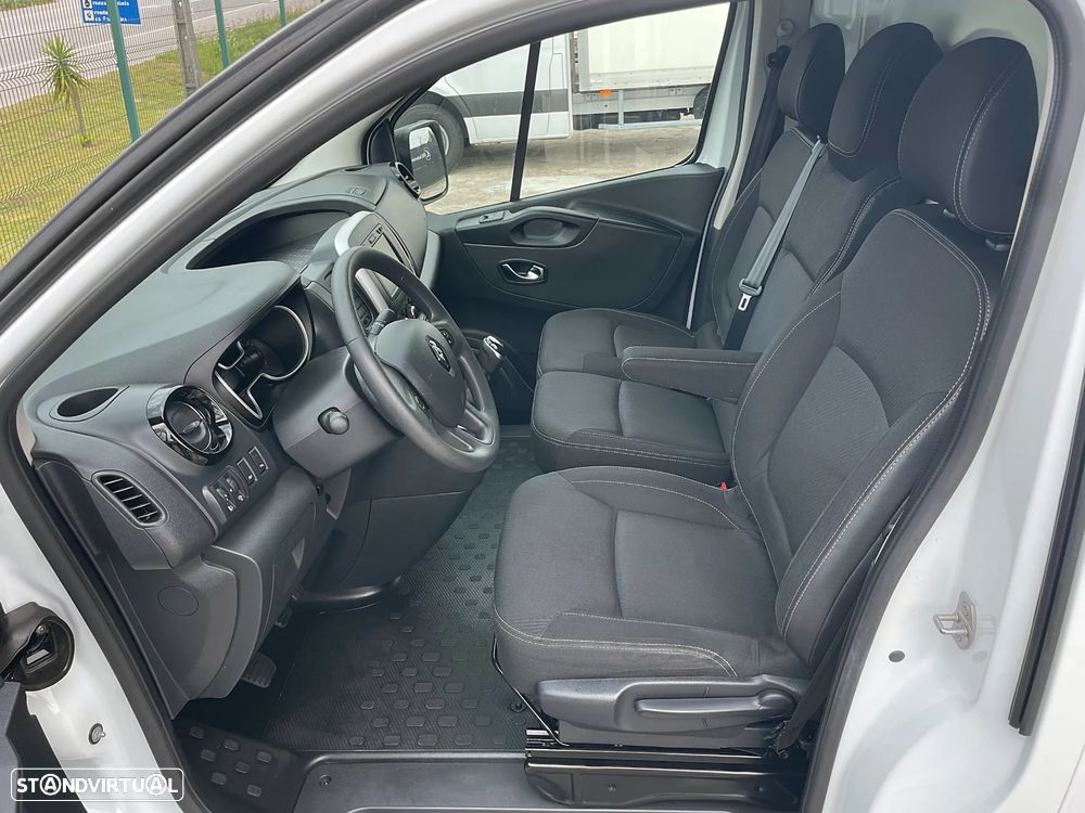 Renault Trafic 2.0 dCi IVA Dedutível - 20