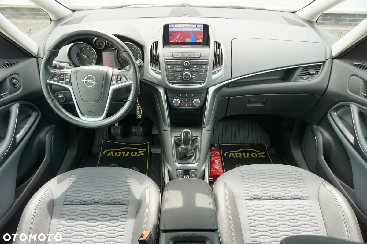 Opel Zafira - 2