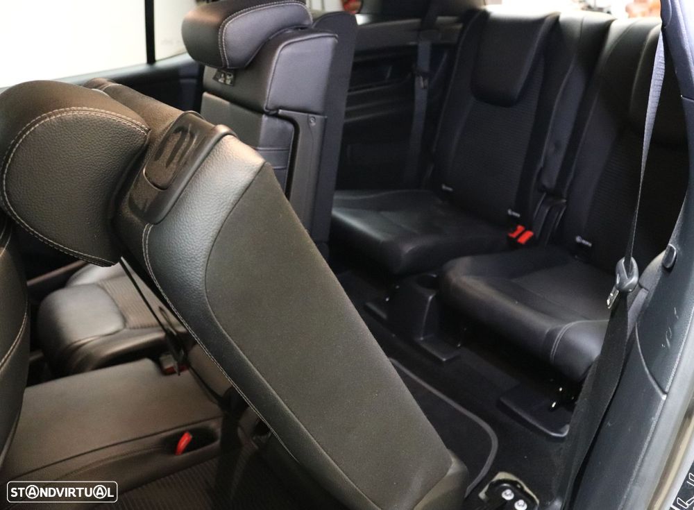 Mercedes-Benz GLB 180 d Progressive - 38