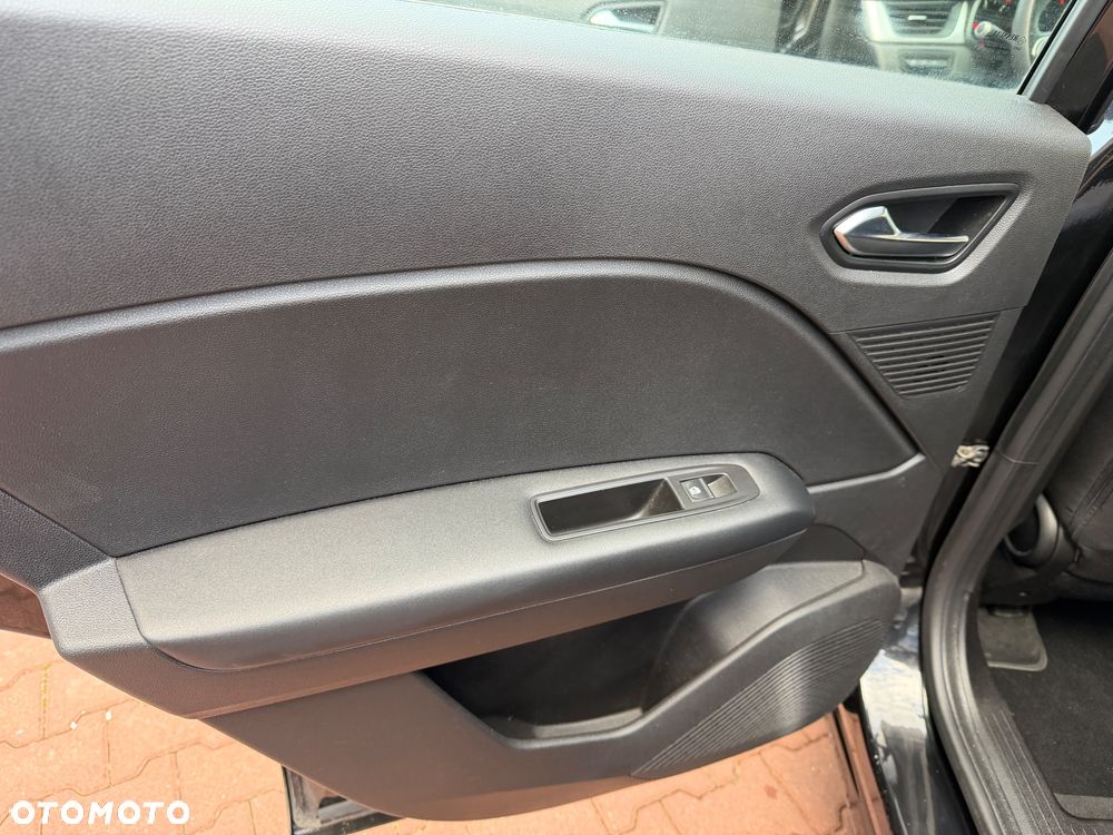 Renault Captur BLUE dCi 115 BUSINESS EDITION - 21
