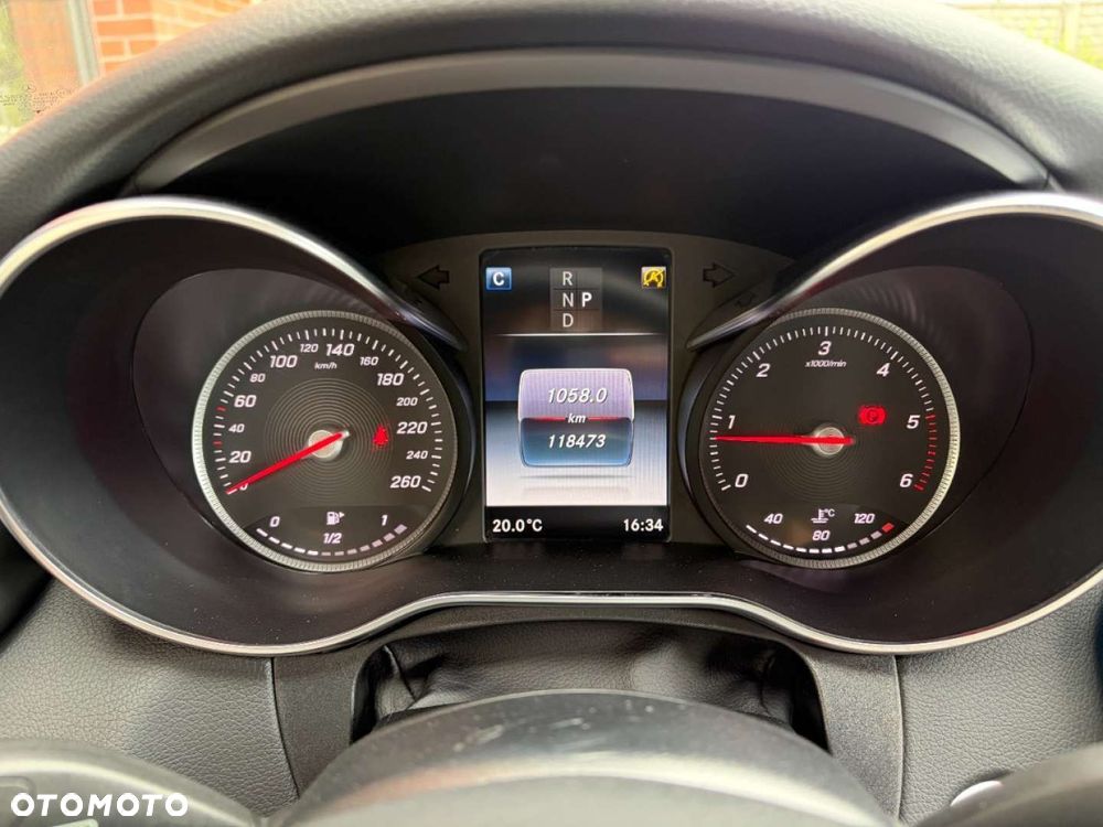 Mercedes-Benz Klasa C 250 d 4Matic 9G-TRONIC - 10