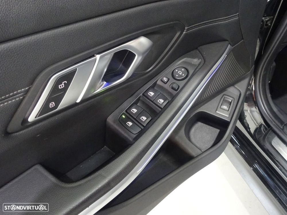 BMW 318 d Touring Line Sport Auto - 9