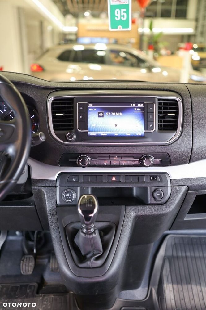 Toyota Proace Verso - 24