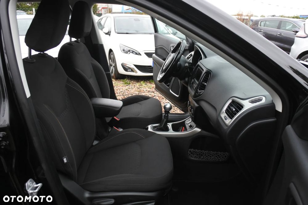 Jeep Compass 1.4 MultiAir Longitude - 6