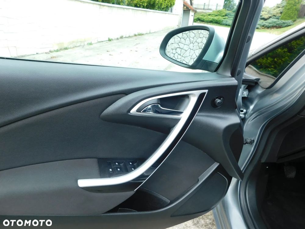 Opel Astra 1.6 Easytronic Cosmo - 17