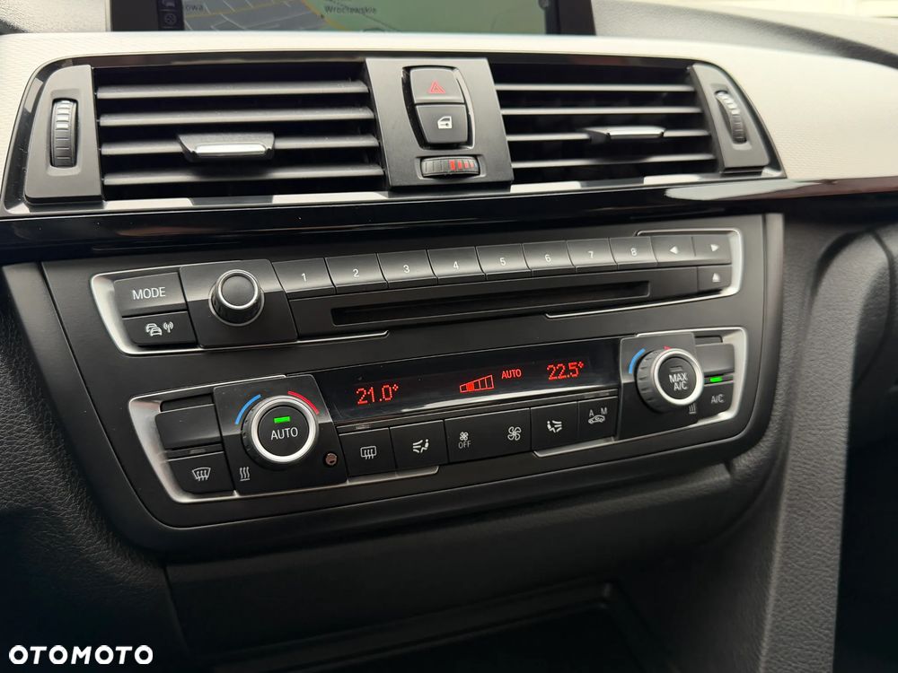 BMW Seria 3 - 17